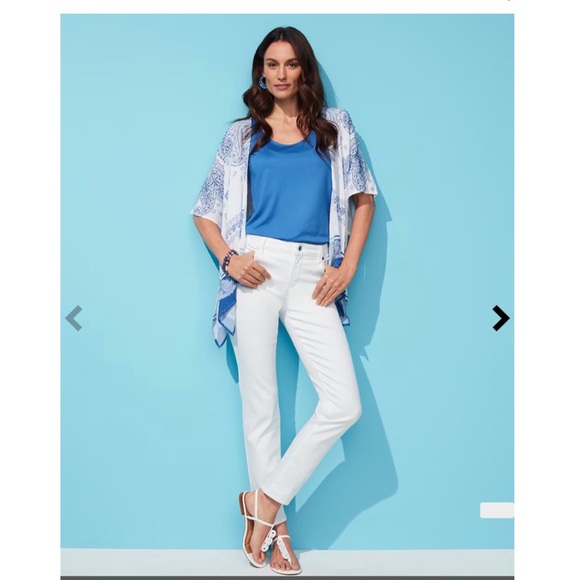 CHICO’S SO SLIMMING GIRLFRIEND SLIM LEG CROP WHITE STRETCHY JEANS WITH POCKETS - Picture 16 of 16